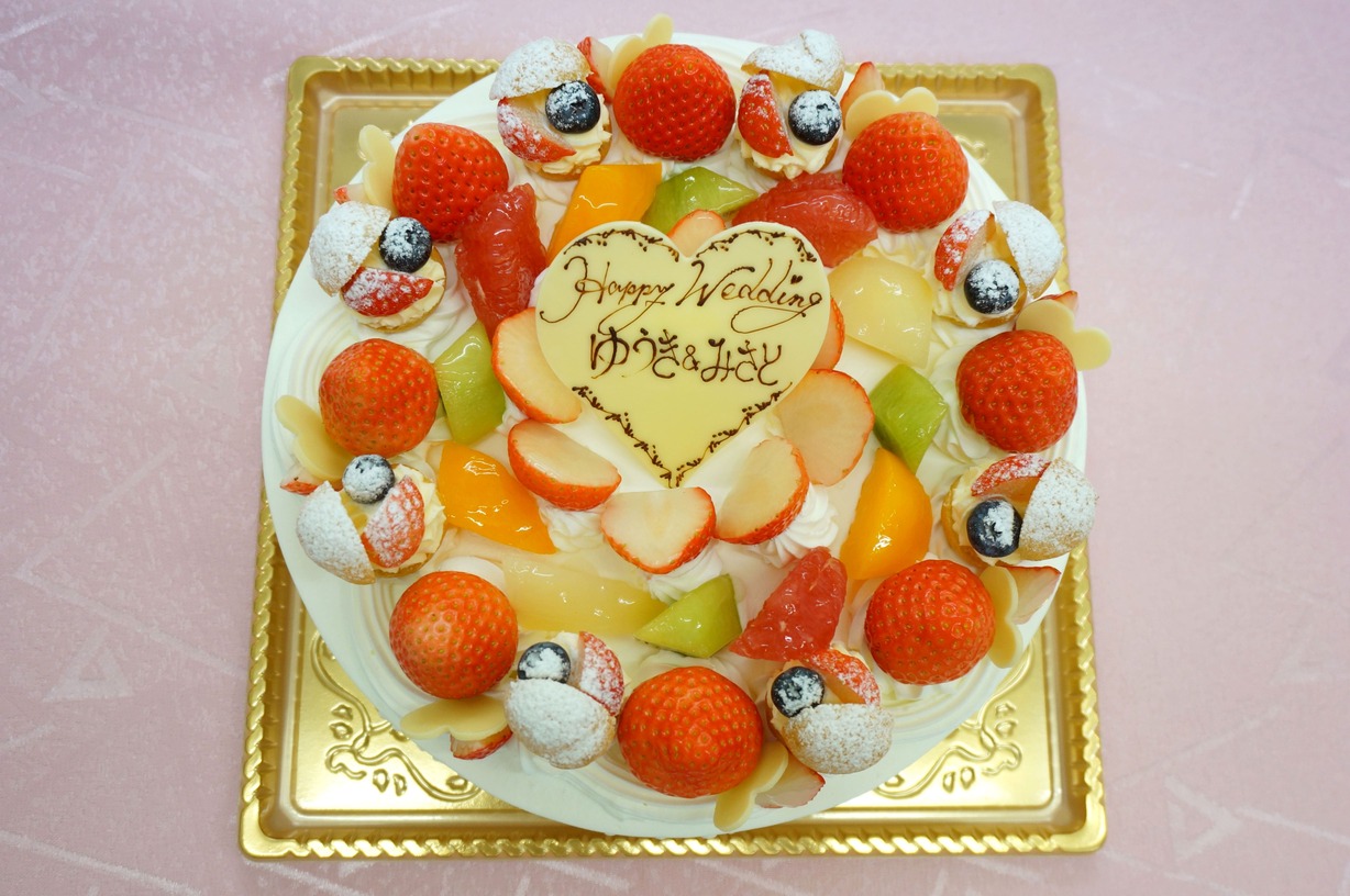 ウェディングケーキ